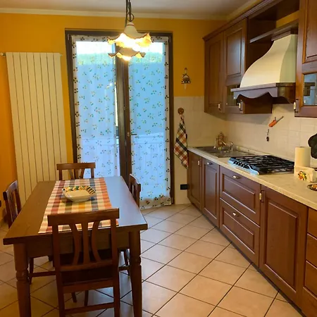 Holiday home Casa Del Melograno Outlet Serravalle Scrivia