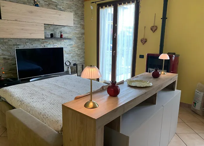 Casa Del Melograno Outlet Apartment *