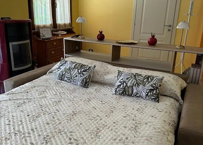 Casa Del Melograno Outlet Apartment *